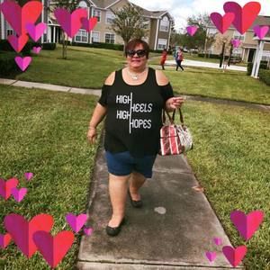 Meet your Posher, Ana